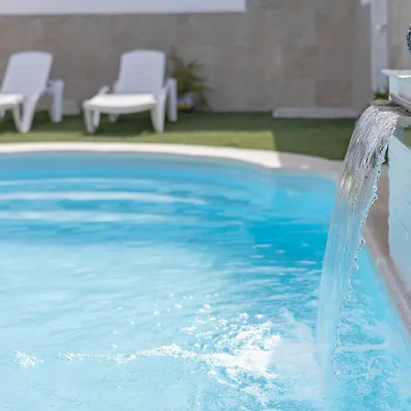 La Brujita チクラナ・デ・ラ・フロンテーラ